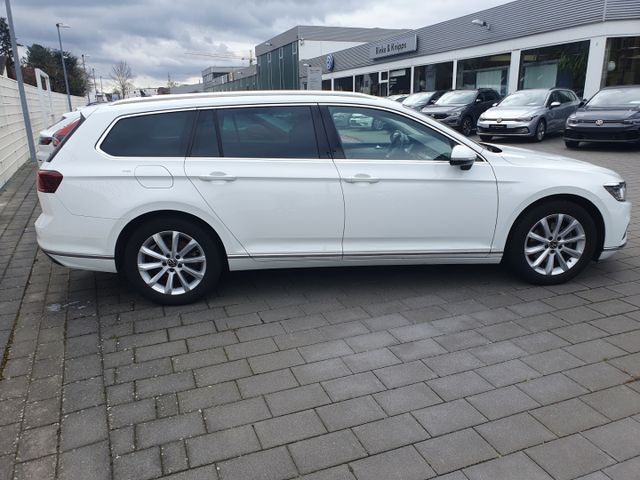 Passat Variant Elegance 2.0 TDI AHK-klappbar Nav
