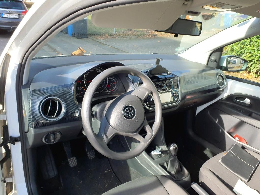Fahrzeugabbildung Volkswagen move up! *Cam*Klima*PDC*DAB*Maps&More Dock*