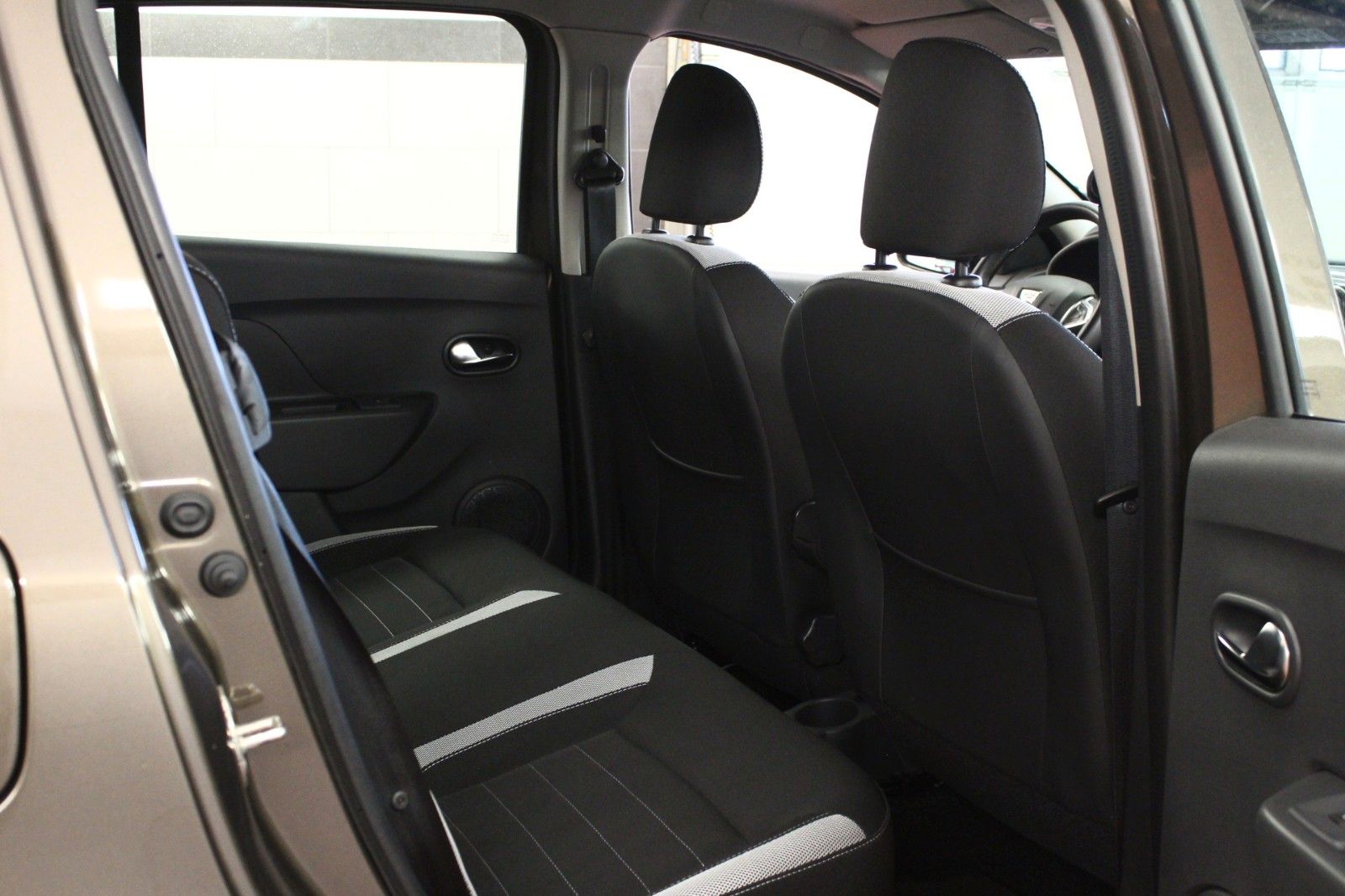 Fahrzeugabbildung Dacia Sandero dci 90 Stepway Prestige*Navi*klima*