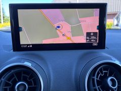 Fahrzeugabbildung Audi Q2 1.5 TSI Sport LED SHZ PDC VIRTUAL NAVI