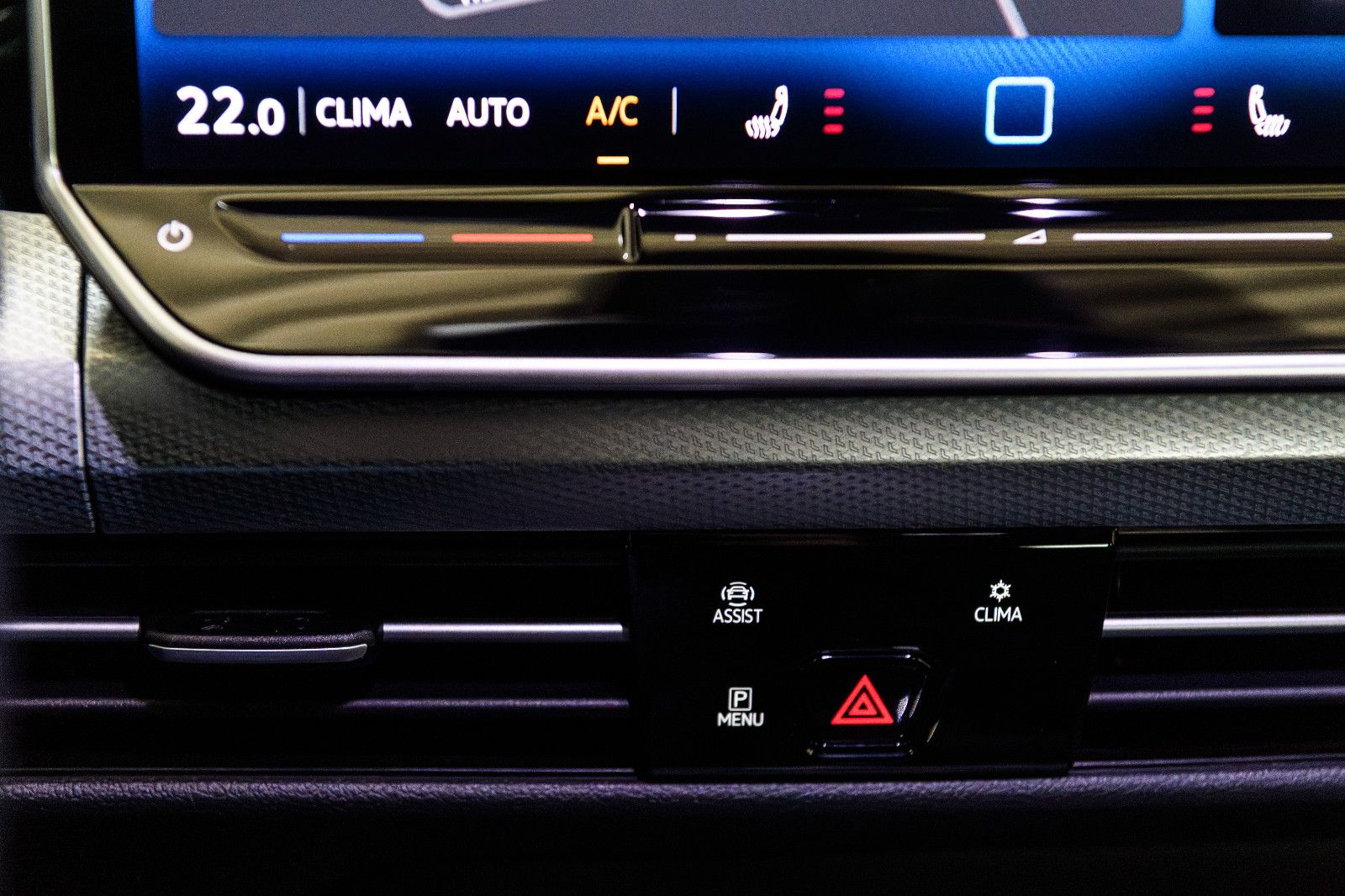 Fahrzeugabbildung Volkswagen Golf VIII Variant Goal 2.0 TDI IQ-LED+AHK+360°KA