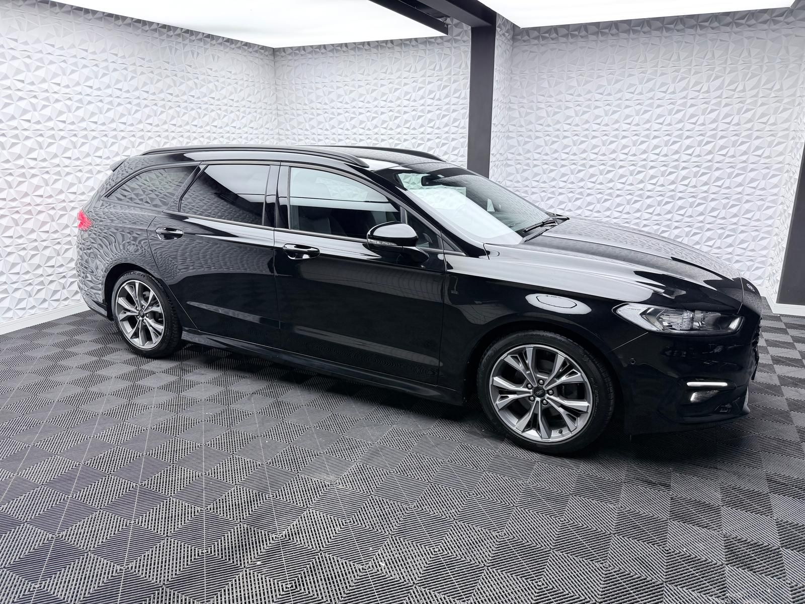 Fahrzeugabbildung Ford 1.5 ECOBOOST ST-LINE/SONY/R-CAM/KEYL/NAV/MEMORY