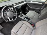 Volkswagen Passat Variant - Bestpreis - VW Passat Gebrauchtwagen in Hamburg