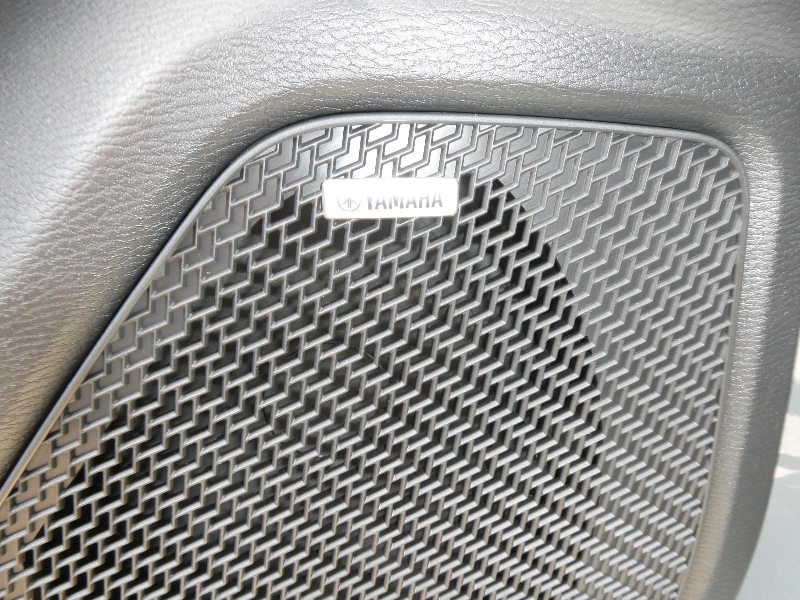 Mitsubishi Outlander 2.4 PHEV 4WD Intro
