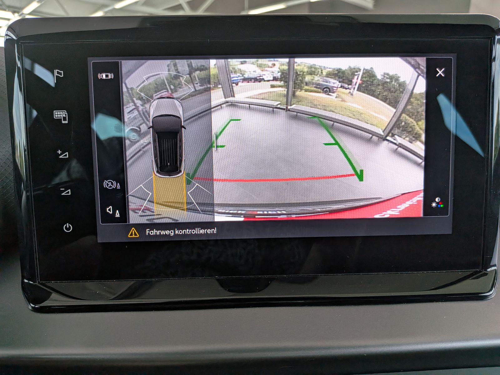 Fahrzeugabbildung SEAT Arona 1.5 TSI FR-LINE Black AHK*ACC*KAMERA*LED