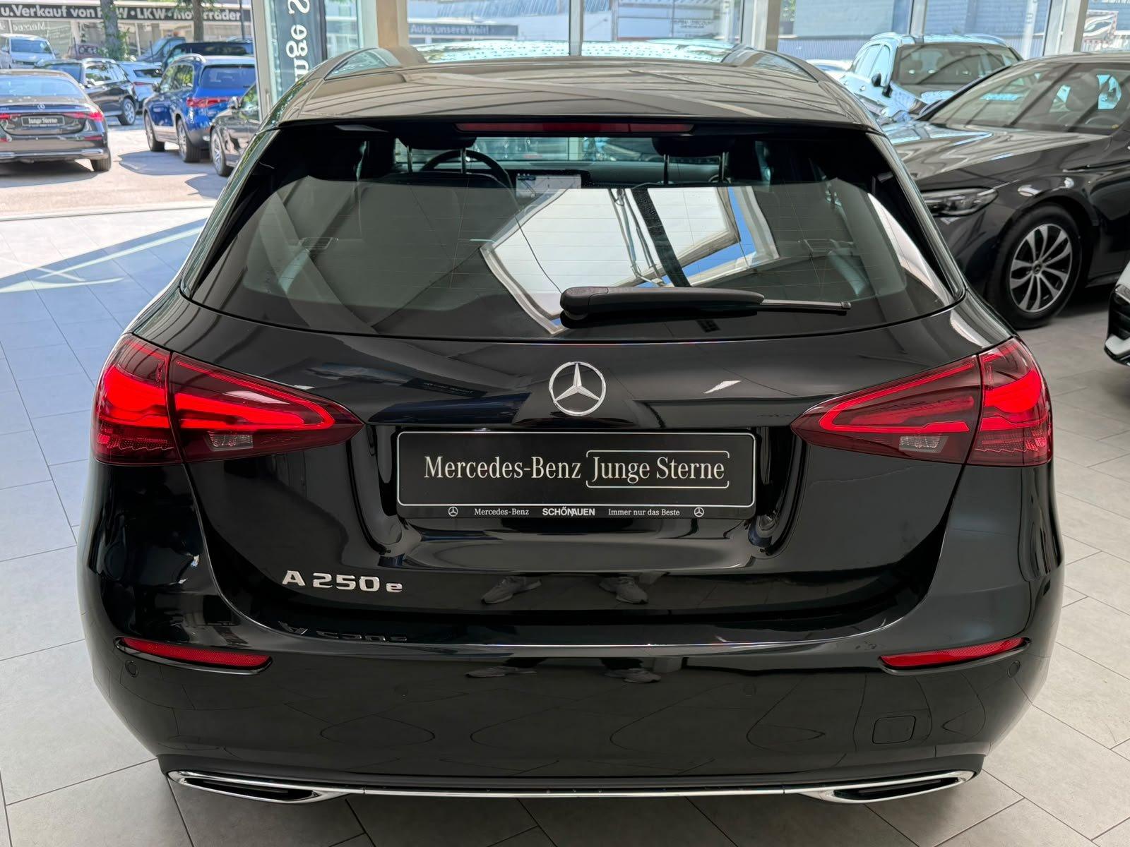 Mercedes-Benz A 250 e PROGRESSIVE ADV+AC11KW+VZ-ASSIST+WINTER