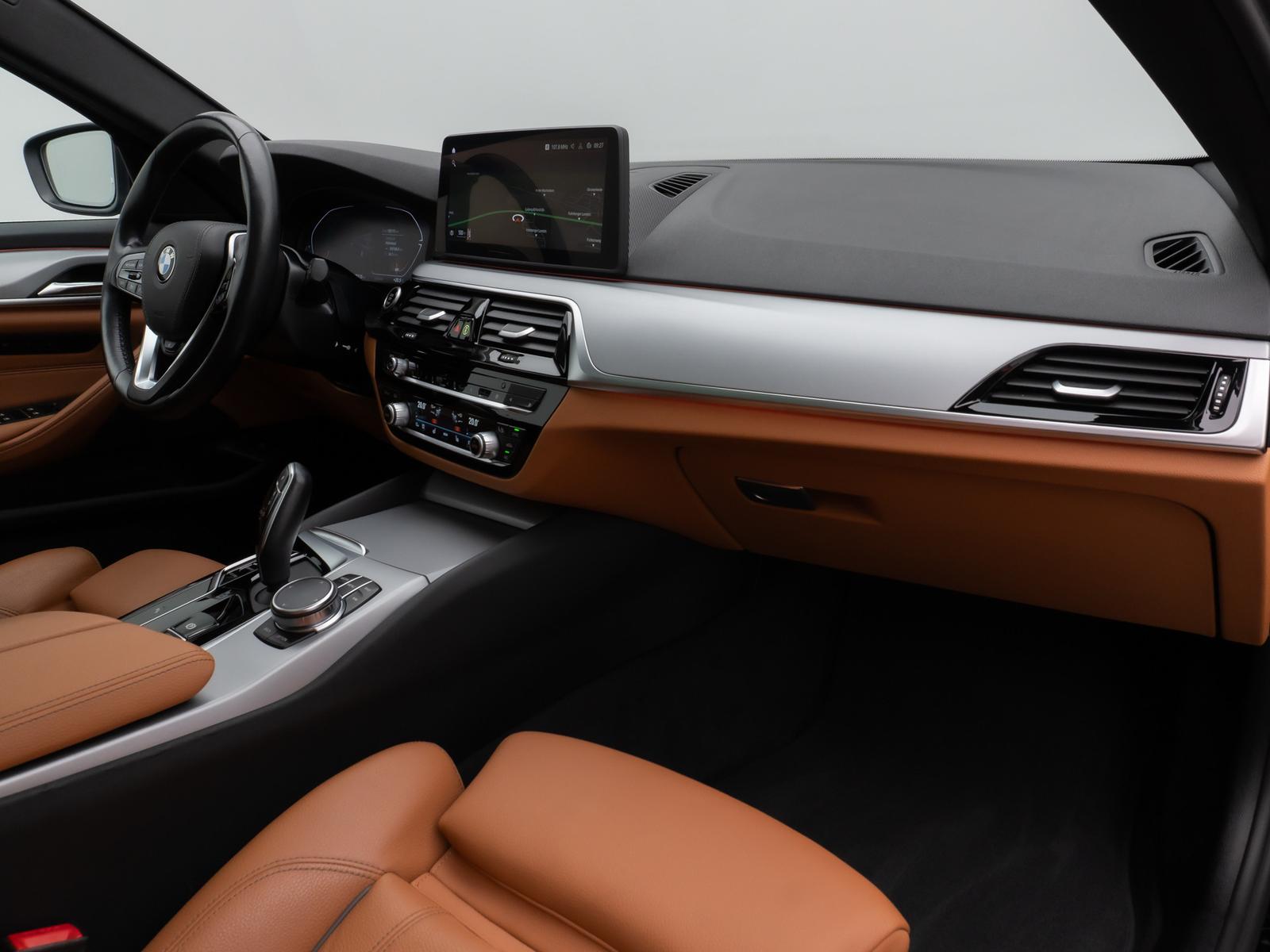 BMW 520 d Panoram Kamera DAB HiFi 4xKlima Leder Sport, миниатюра 24