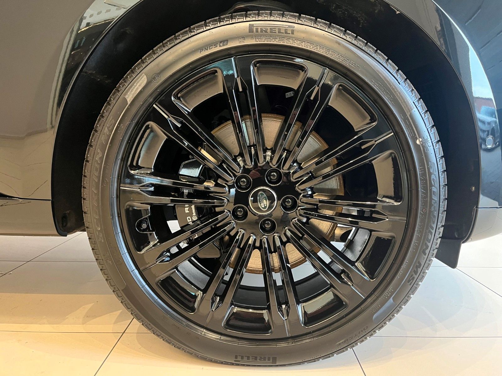 Fahrzeugabbildung Land Rover Range Rover P530 Autobiography Shadow Paket&23"