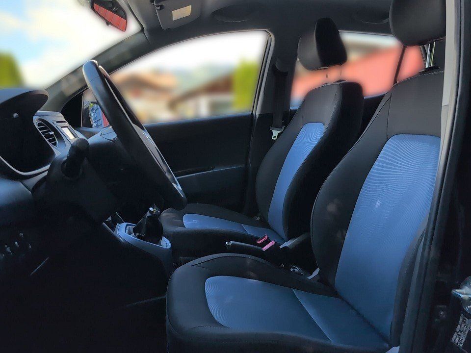 Fahrzeugabbildung Hyundai i10 1.2 CLASSIC 1HD GARANTIE SHZ+LHZ+KLIMAAT+PDC