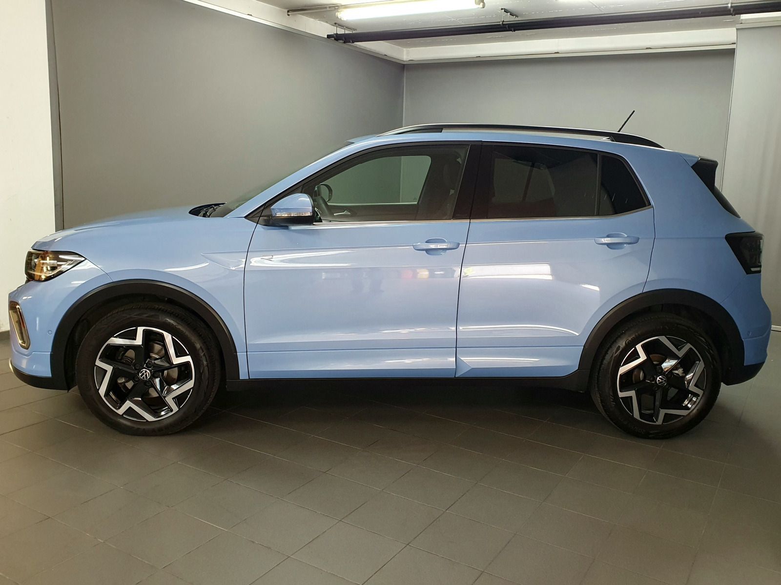 Volkswagen T-Cross 1.5TSI DSG R-Line IQ.LIGHT ACC Navi RFK foto 2