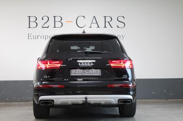 Audi Q7 - 3