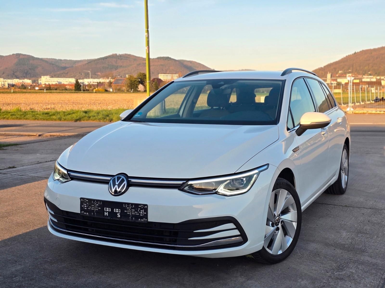 Volkswagen Golf VIII Variant 2.0 TDI StandHz*Massage*ACC*IQ