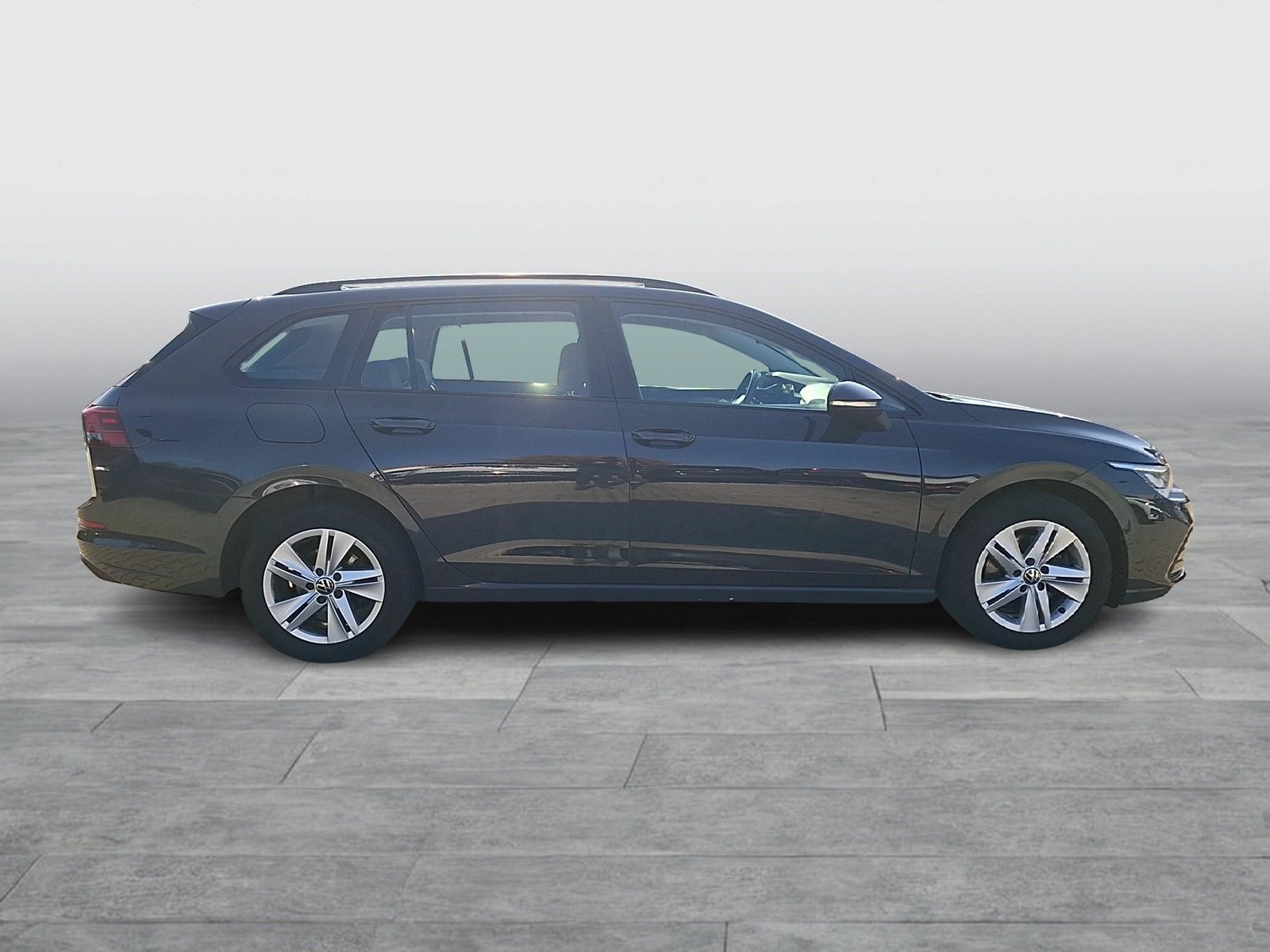 Fahrzeugabbildung Volkswagen Golf VIII Variant TDI Life DSG Standhzg LED Navi