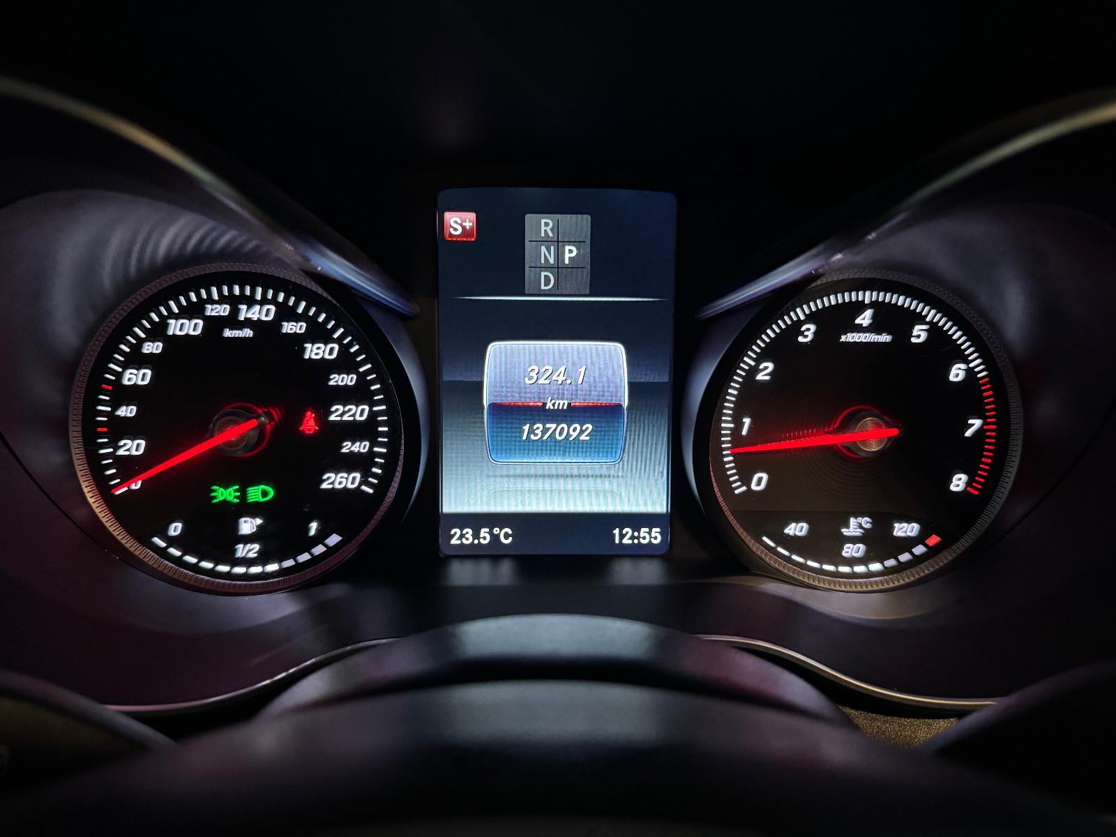 Mercedes-Benz C 180 T CGI 9GT 2X AVANTGARDE PANO ILS NAVI AHK