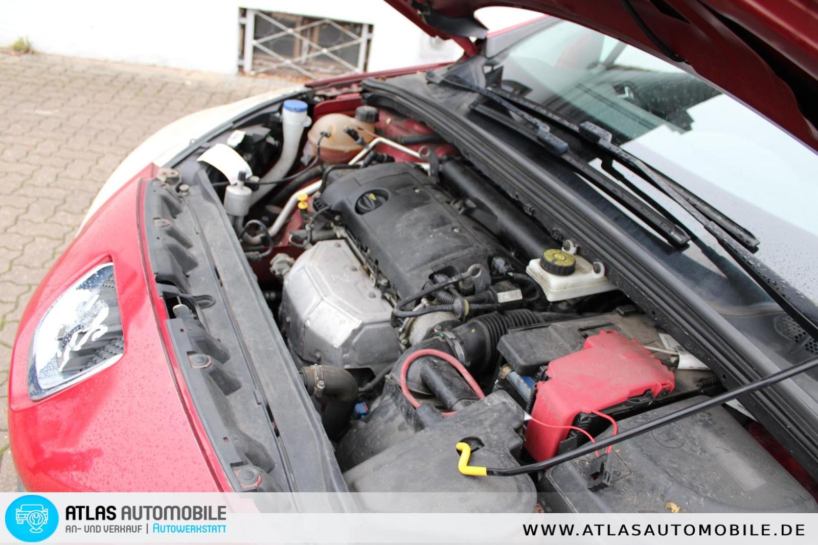 Peugeot 308 2010 — photo 11