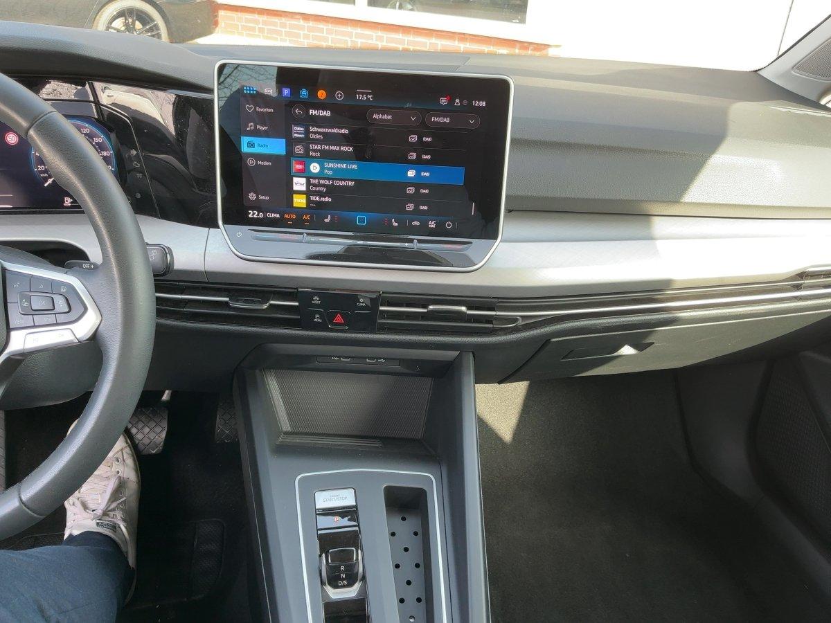 Volkswagen Golf VIII 1.5 eTSI W Life ACC,AUTOM.,SHZ,PDC,LM, миниатюра 10