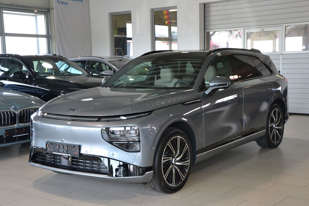 XPENG G9