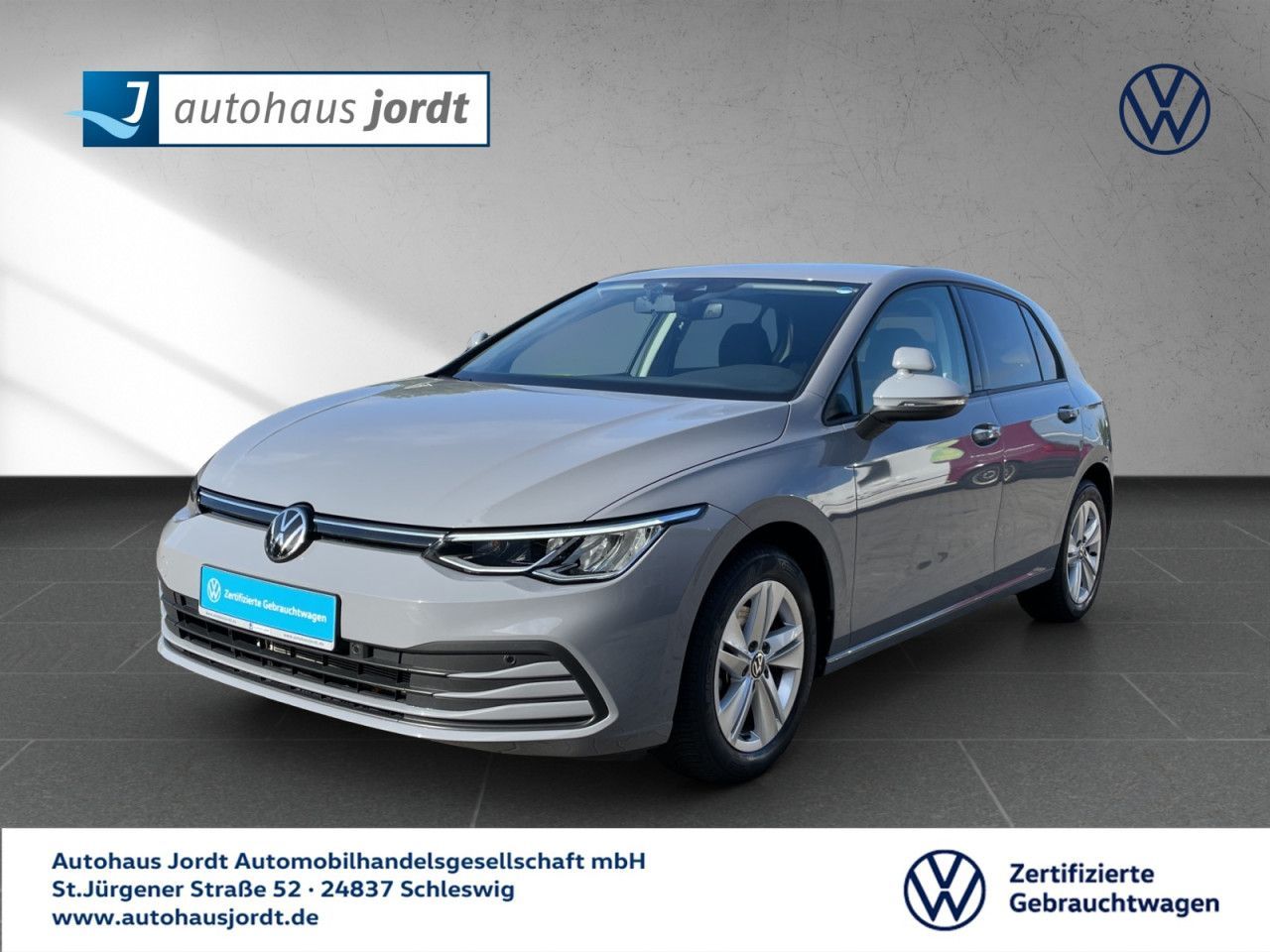 Volkswagen Golf VIII 2.0 TDI DPF Life 6-Gang foto 1