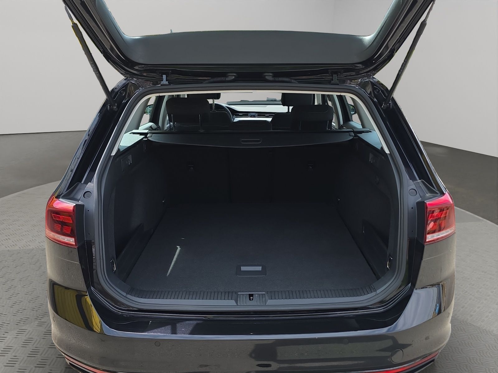 Volkswagen Passat Variant - Bild 16
