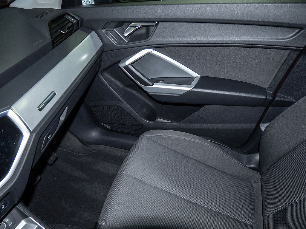 Audi Q3 - Bild 16
