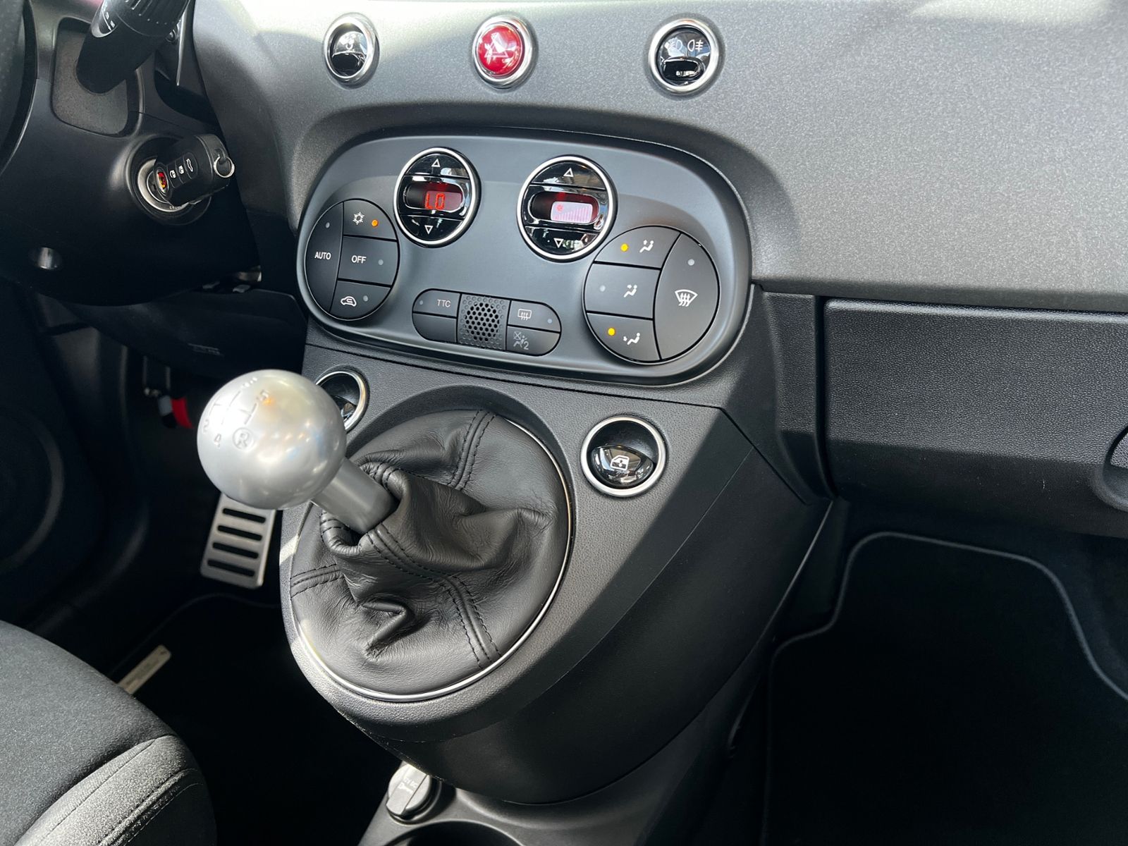 Fahrzeugabbildung Abarth 595C  Competizione BEATS XENON NAVI