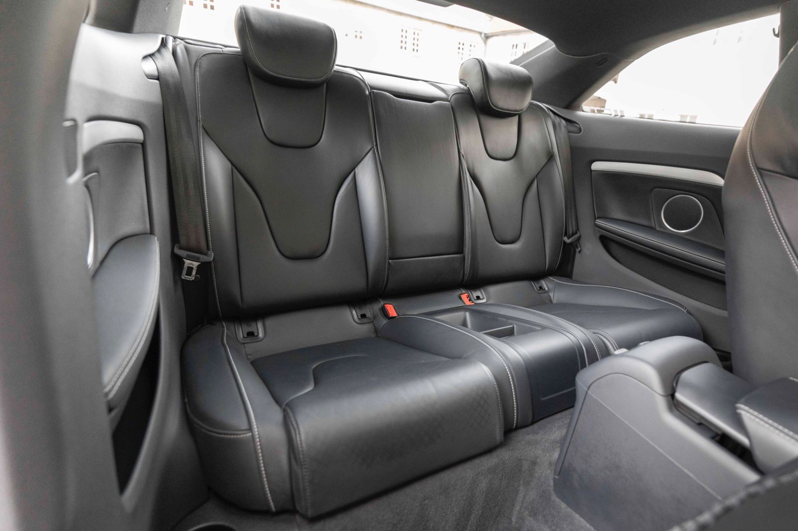 Fahrzeugabbildung Audi S5 3.0 TFSI S Coupe quattro B&O TOTW TEMPO NAV