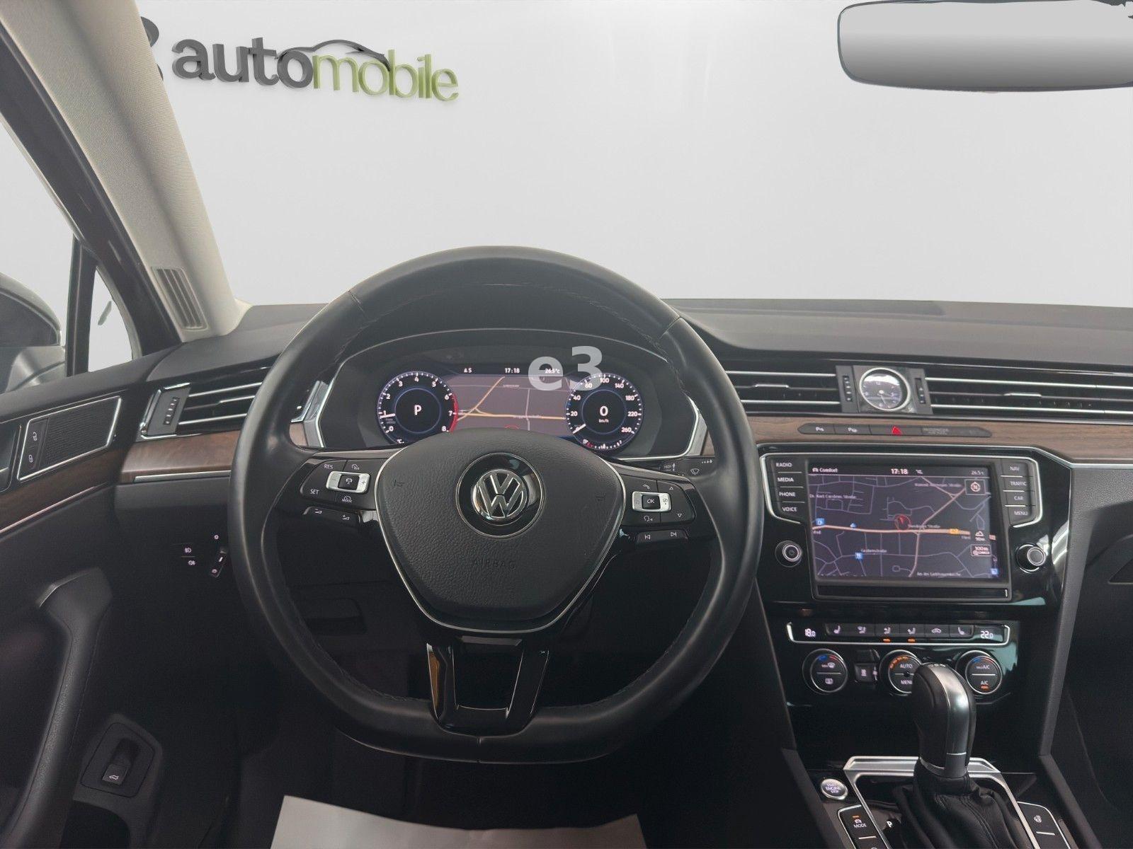 Volkswagen Passat Variant Highline;R LINE;STANDHEIZ;KAMERA