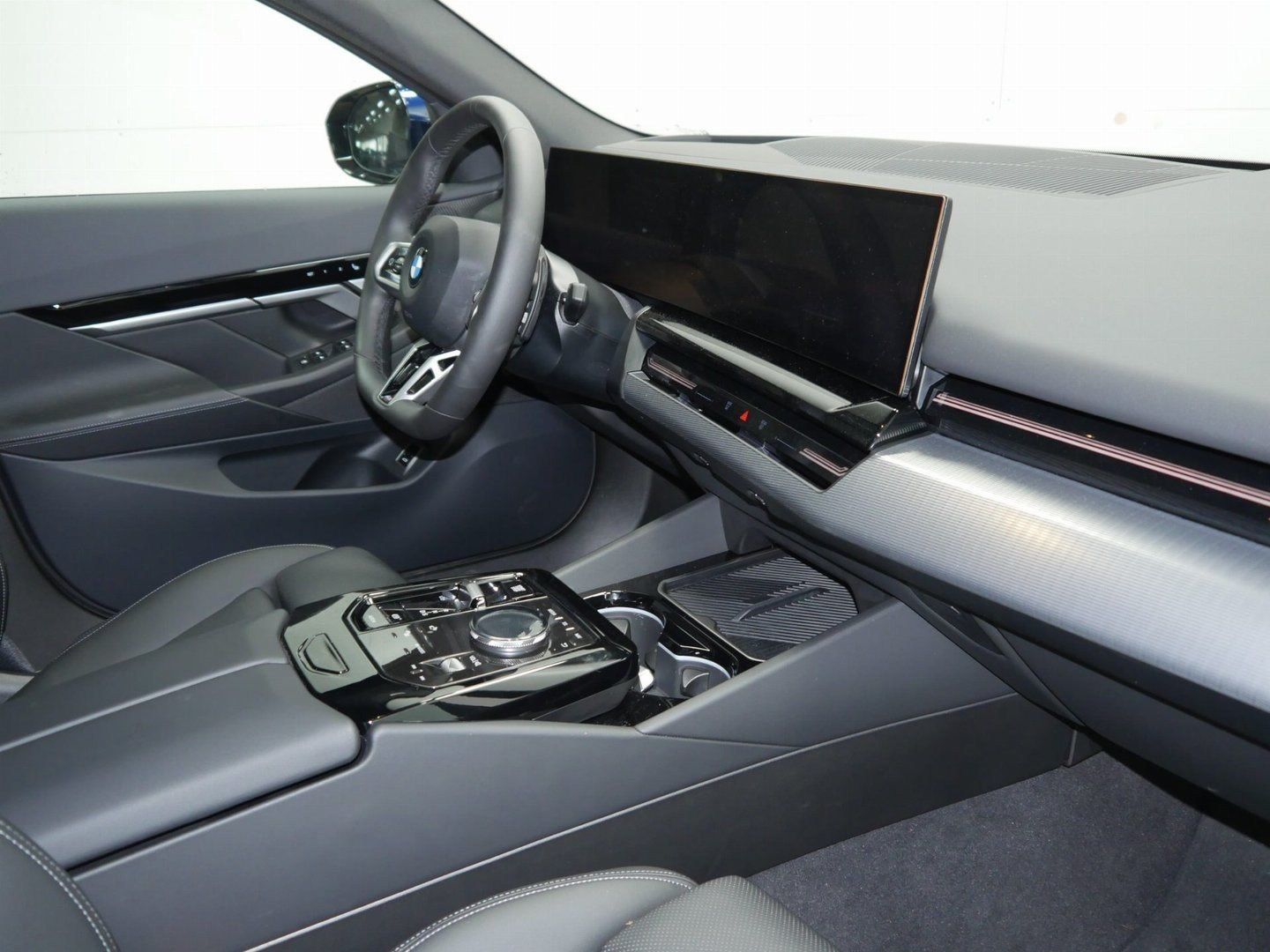 Fahrzeugabbildung BMW 520i M Sportpaket | Lenkradheizung | Sitzbelüftu