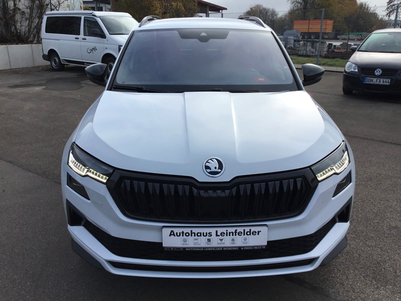 Fahrzeugabbildung SKODA Karoq 2.0l TDI DSG 4x4 SPORTLINE+AHK+18"+Kamera