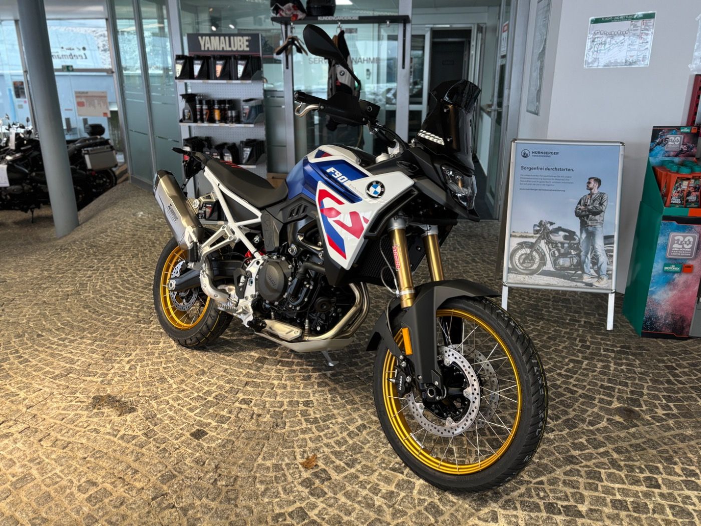 Fahrzeugabbildung BMW F 900 GS Trophy Dynamik-Paket Enduro-Paket Pro