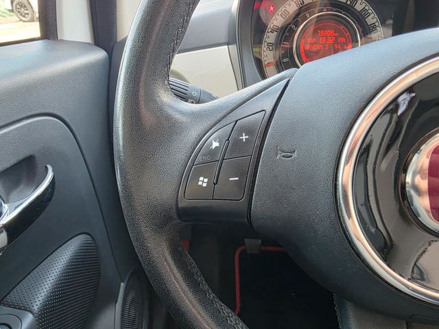 Fiat 500C 500 C 1.2 8V Lounge 51 kW (69 PS), Schal...