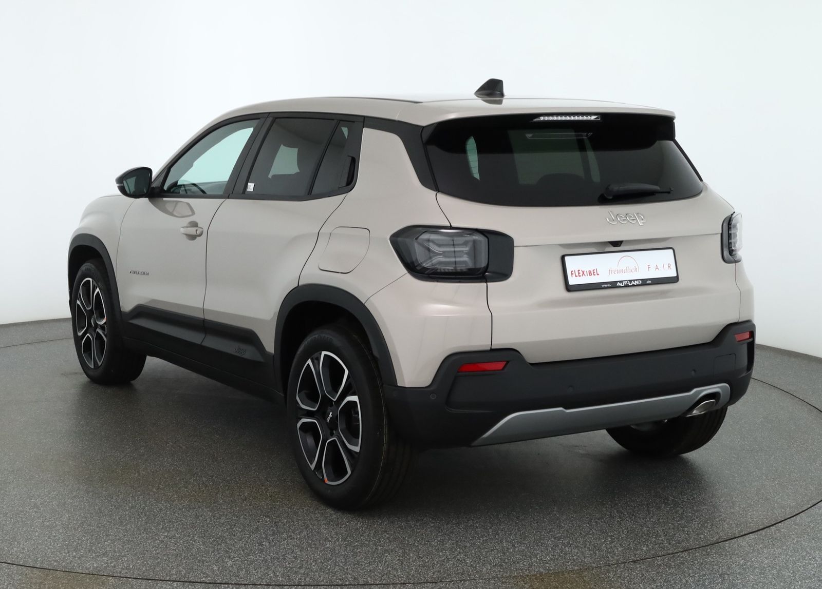 Jeep Avenger 1.2 e-Hybrid Aut. LED ACC Kamera imagem 3