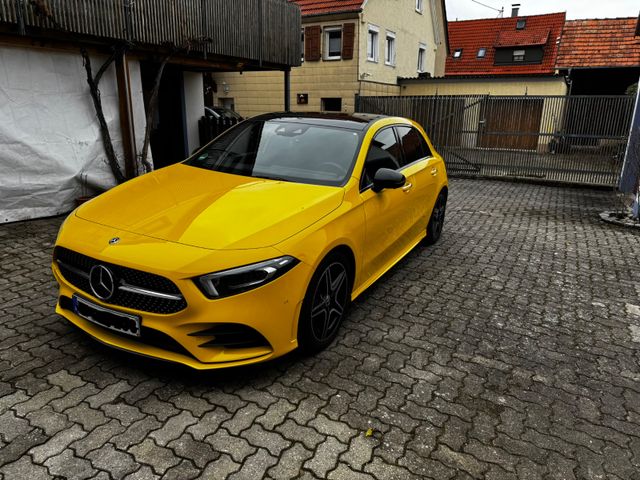 MERCEDES-BENZ A 250 AMG line Vollausstattung 