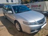 Honda Accord 2,0 Tourer Kombi - Honda Accord mit Benzin-Antrieb: Kombi, 2.0