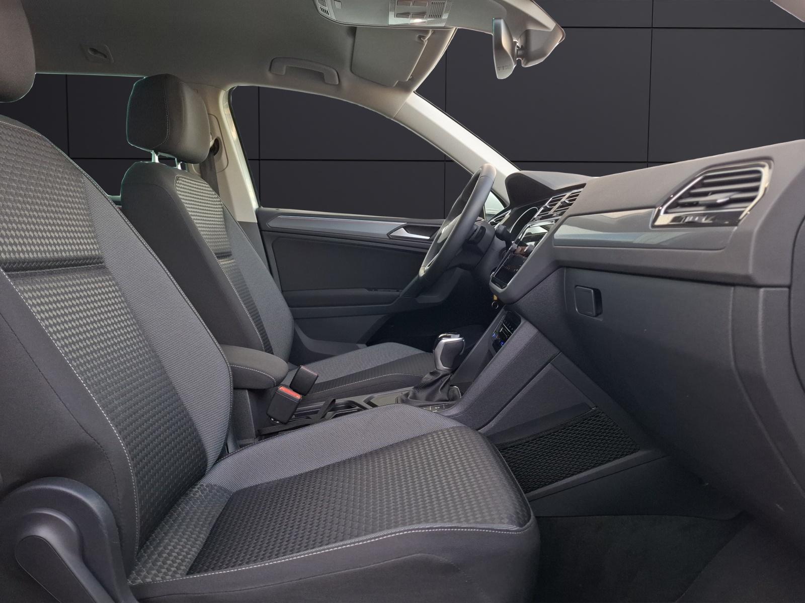 Volkswagen Tiguan TDI Active DSG Standhz Matrix Navi ACC SH, миниатюра 12
