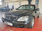 Mercedes-Benz Classe S 320 cat - blaue Mercedes-Benz S 320