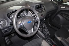 Fahrzeugabbildung Ford Tourneo Courier 1.5 TDCi Trend Klima WinterPaket