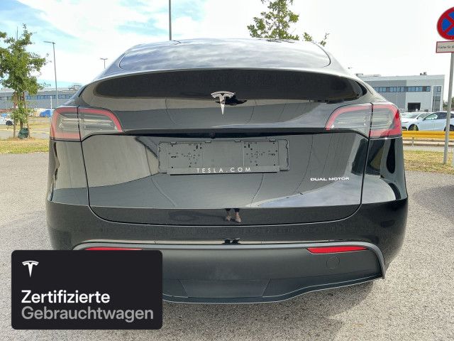 Tesla Model Y Long Range AWD foto 12