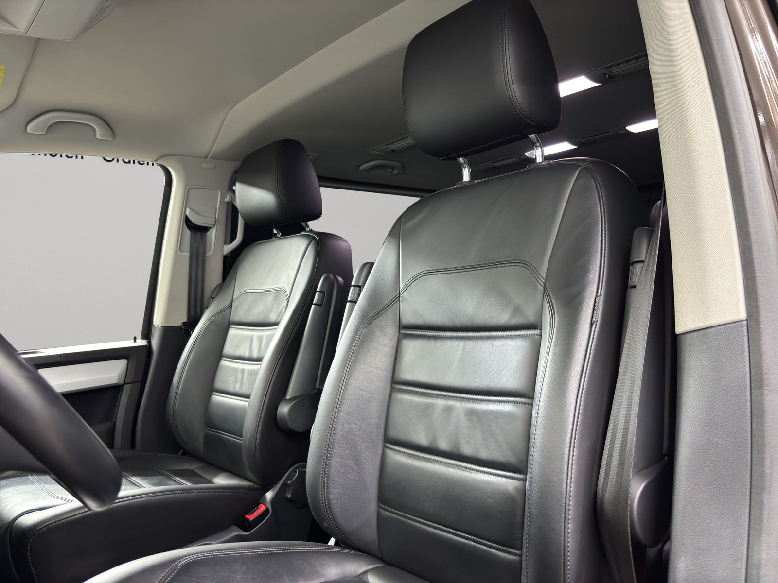 Volkswagen Multivan Highline KR 2.0 TDI 4M Sound ACC AHK foto 17
