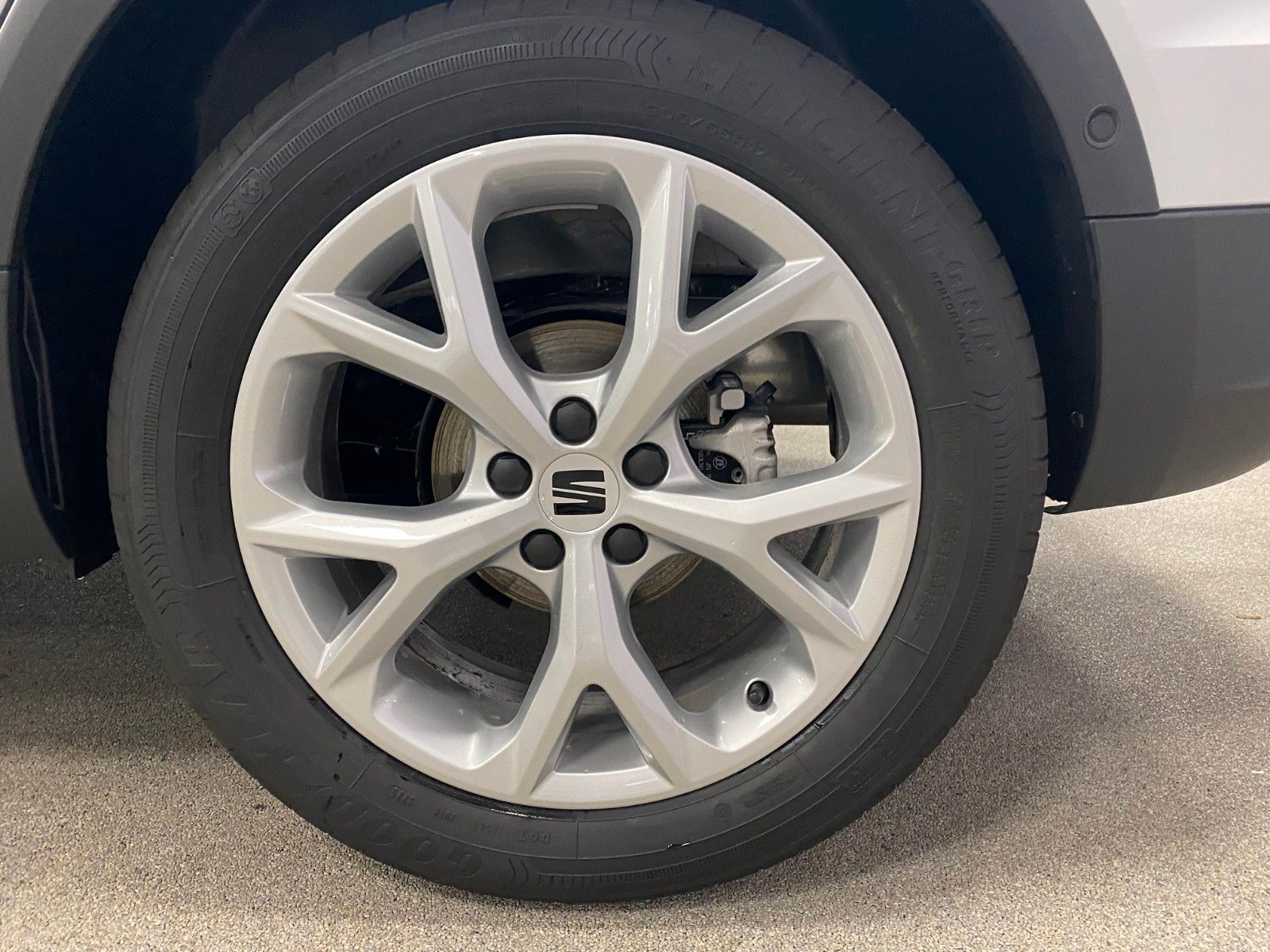 Fahrzeugabbildung SEAT Arona 1.0 TSI FR Garantie 2030+voll LED++KAMERA+