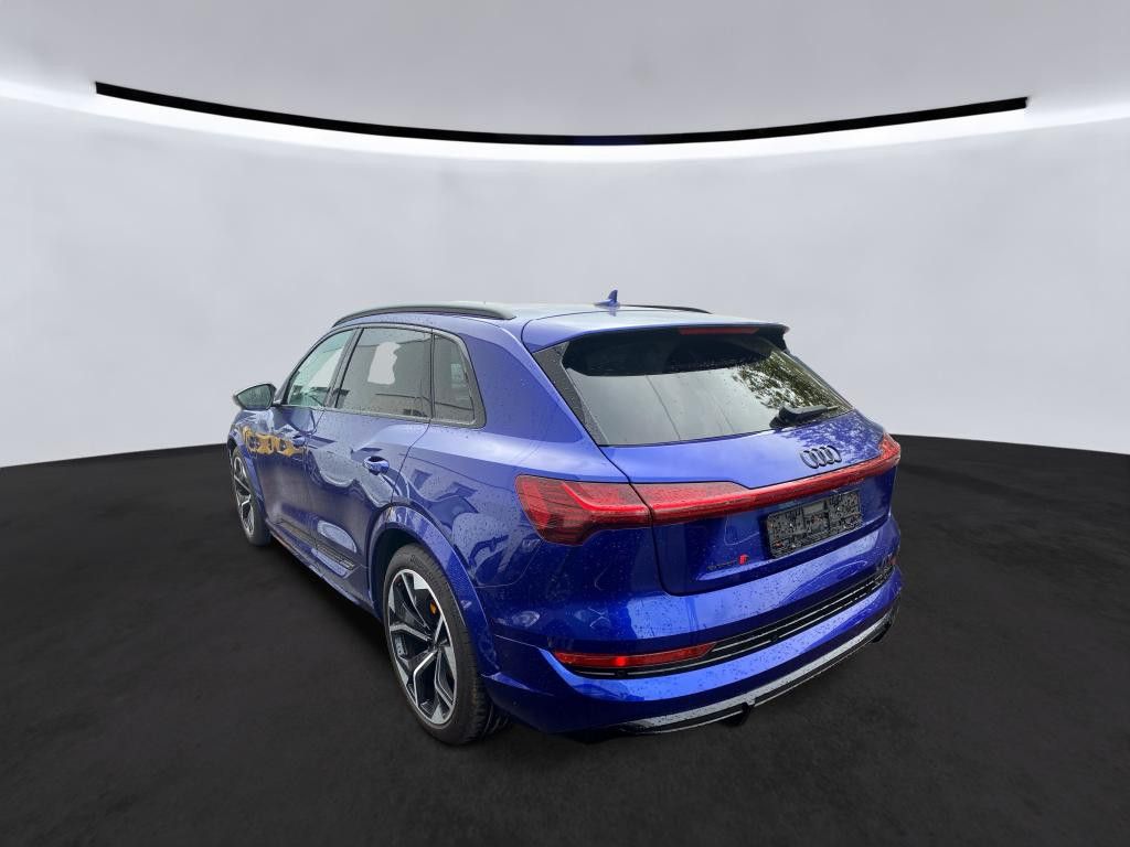 Audi e-tron S quattro AHK B&O MATRIX NACHTS foto 2