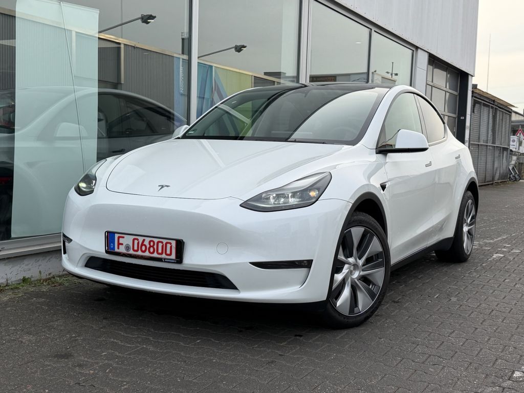Image of Tesla Model Y