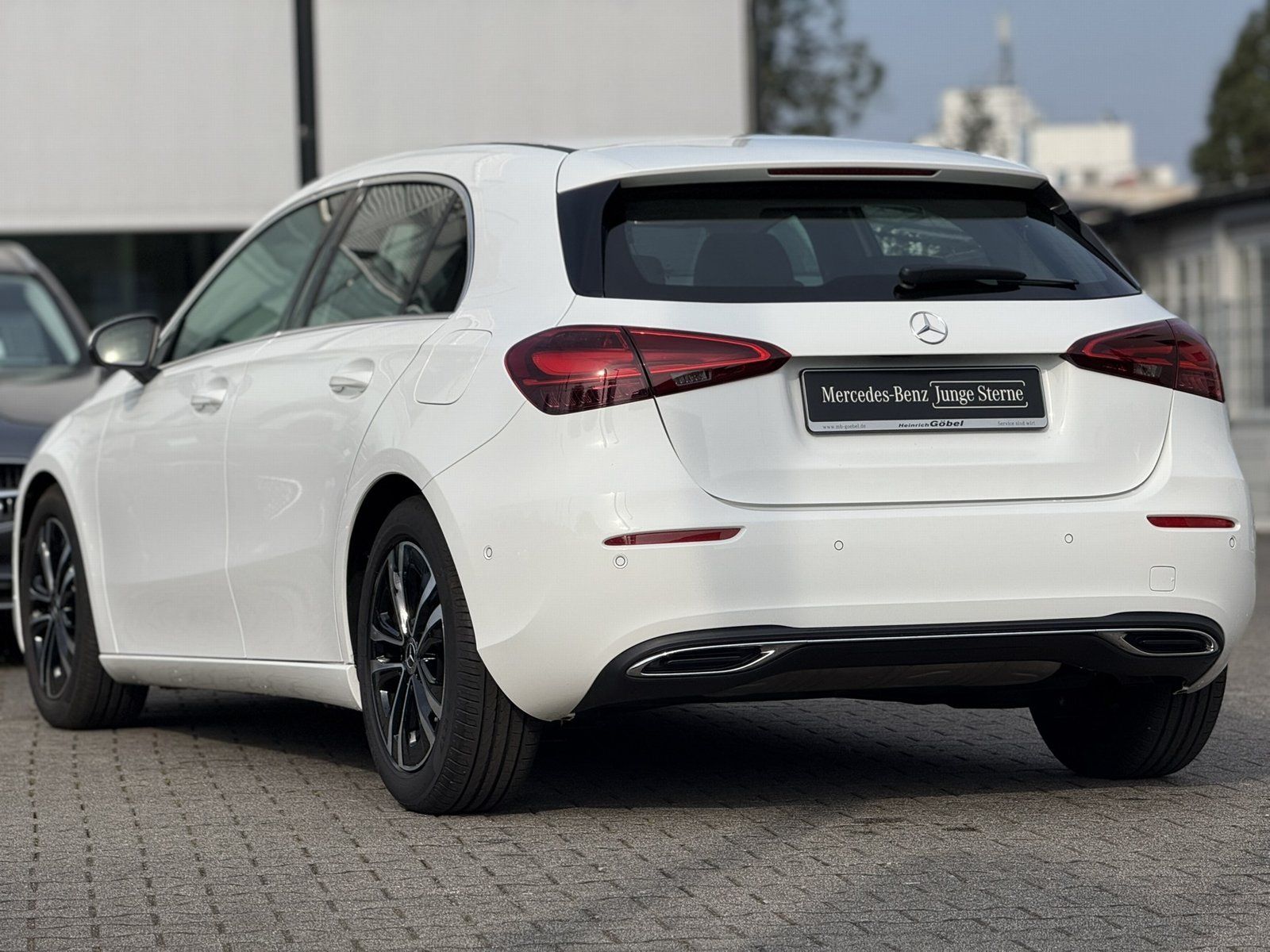 Fahrzeugabbildung Mercedes-Benz A 180 Progressive*KAMERA*LED*SPURHALTE*LENKRADHE