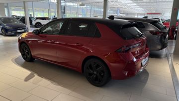 Fotografie des Opel Astra 1.2 Turbo GS