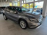 Mercedes-Benz GLA 200 *Style*Automatik*Bi-Xenon*Navi*Leder* - Mercedes-Benz GLa