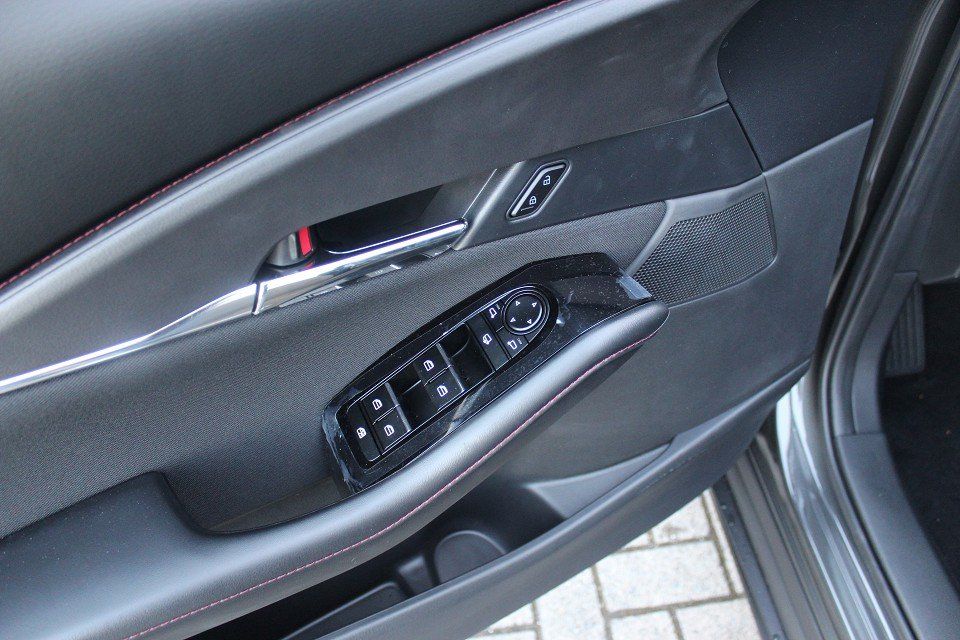 Fahrzeugabbildung Mazda CX-30 2025 M-Hybrid Homura X-186 NAVI ACAA SHZ H