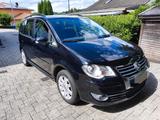 Volkswagen VW Touran 1,4 TSI, 140 PS, Trendline, AHK - Volkswagen Touran: 14 Tsi