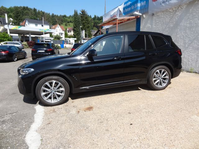 Fahrzeugabbildung BMW X3 xDrive 20d/Virtual/1.Hd/Kamera/Leder/Navi/