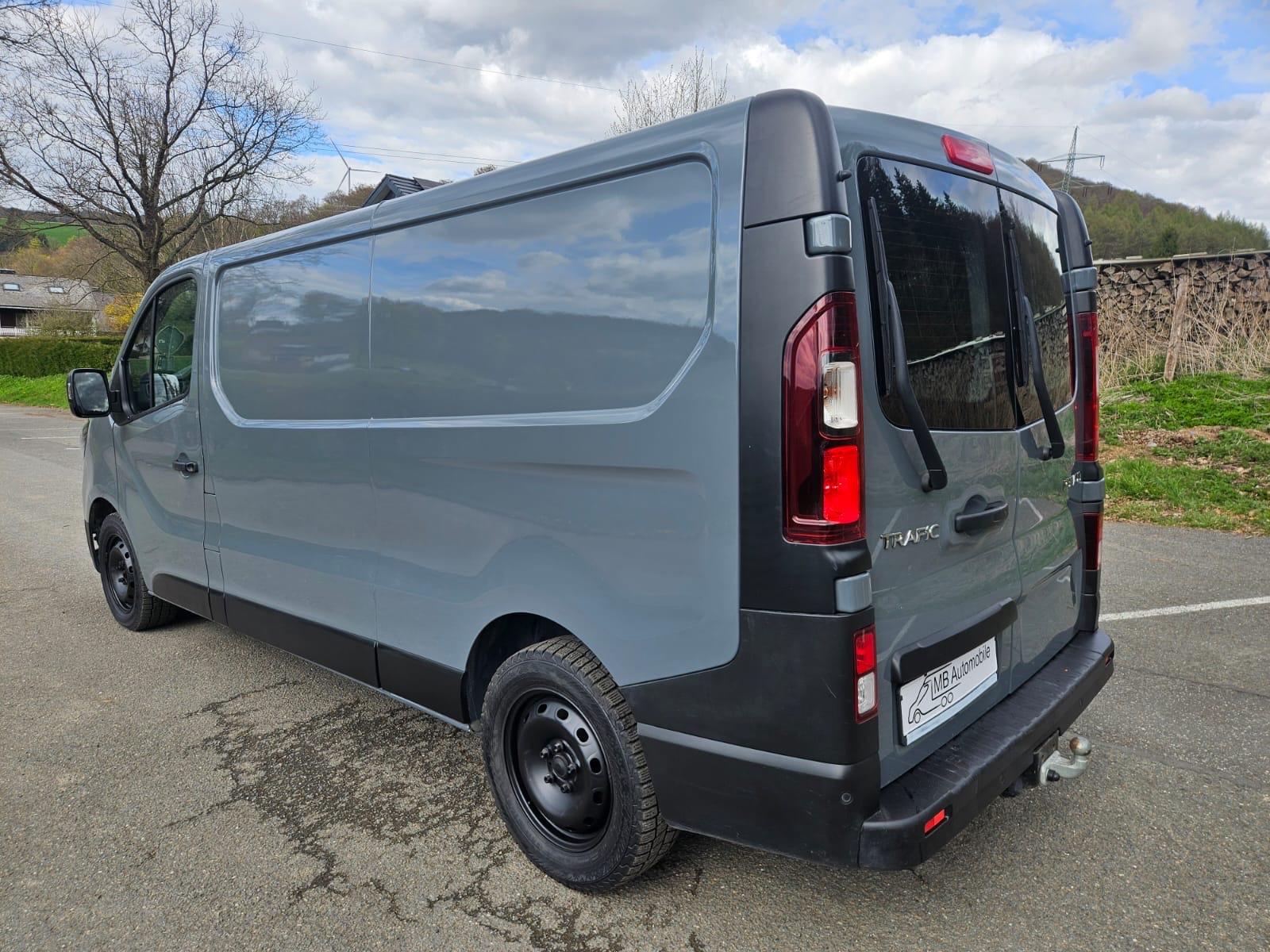 Renault Trafic Kasten L2 Automatik LED AHK SHZ Tempomat