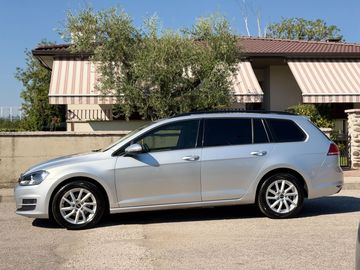 Volkswagen Golf - 3